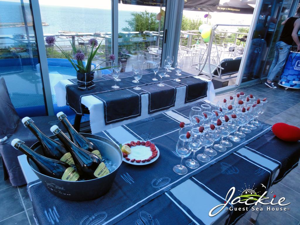 Villa Jackie Златни пясъци Стая снимка