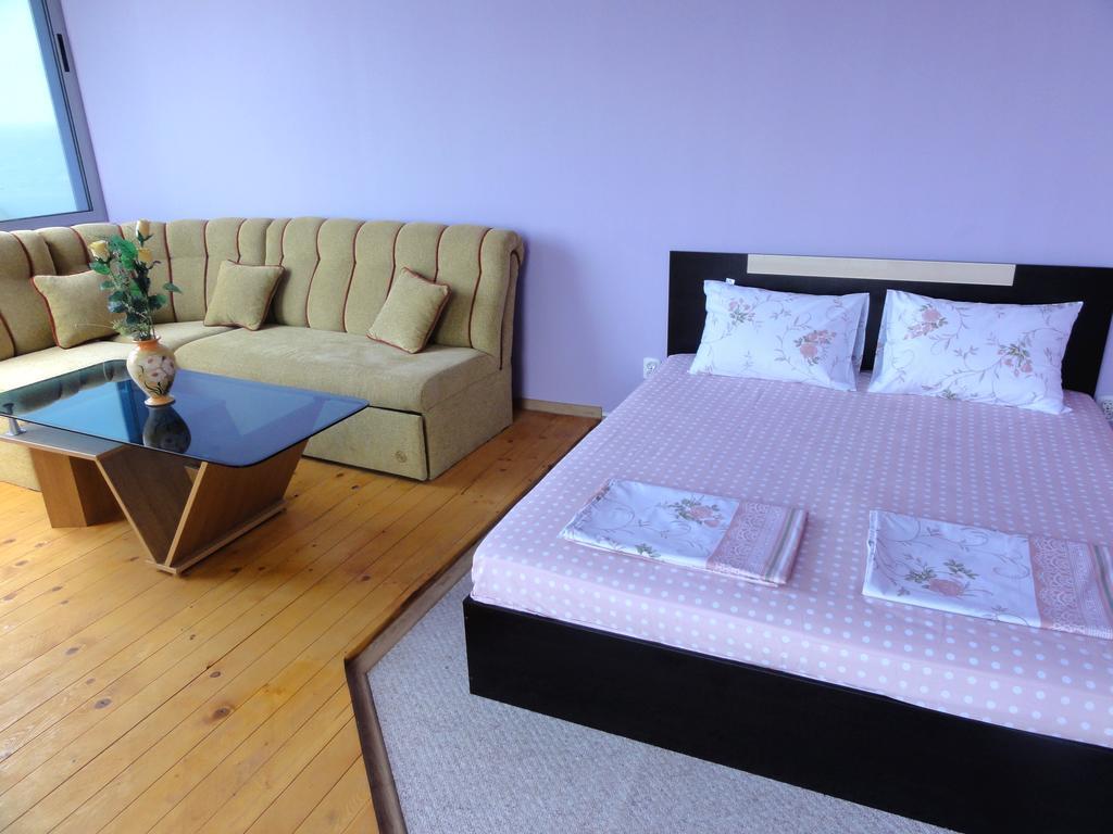 Villa Jackie Златни пясъци Екстериор снимка